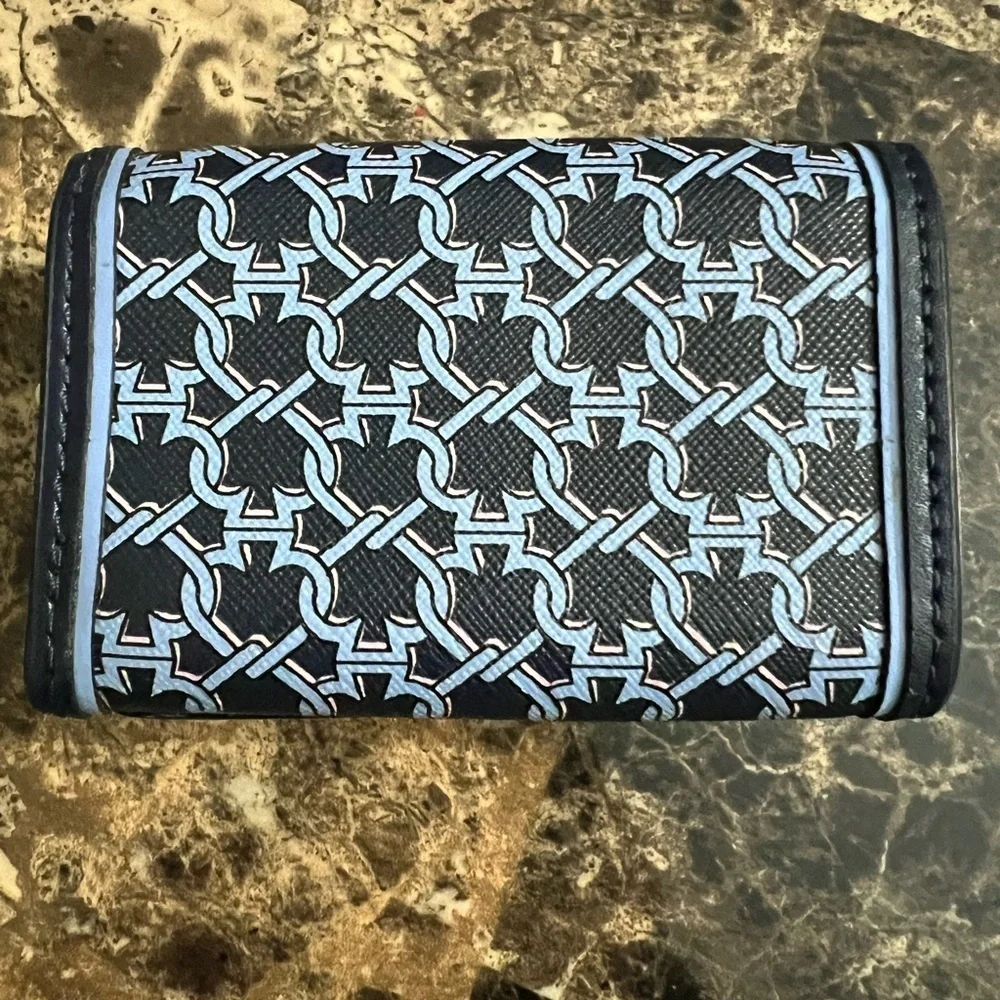 Kate Spade Geometric Blue multi fold wallet NWOT